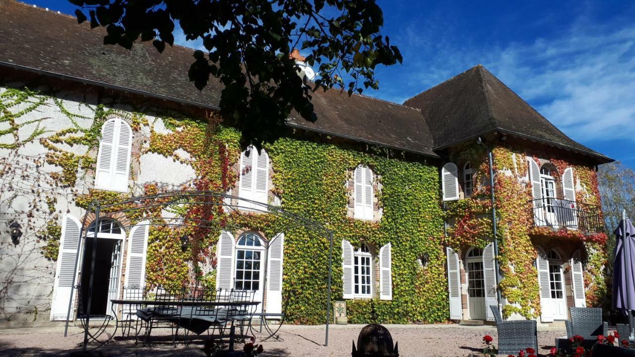 Le Domaine Du Mijarnier Bed & Breakfast Montbeugny Exterior foto